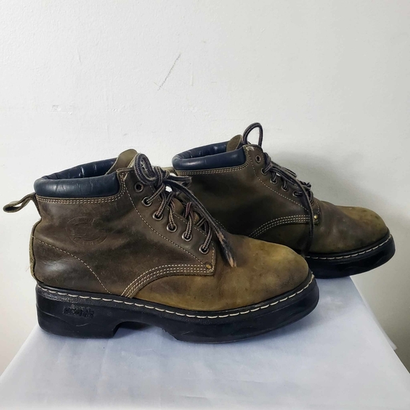Roots Shoes - Vintage Roots 90s Hiking Boot Nubuck Leather LaceUp Lug Sole Green Olive